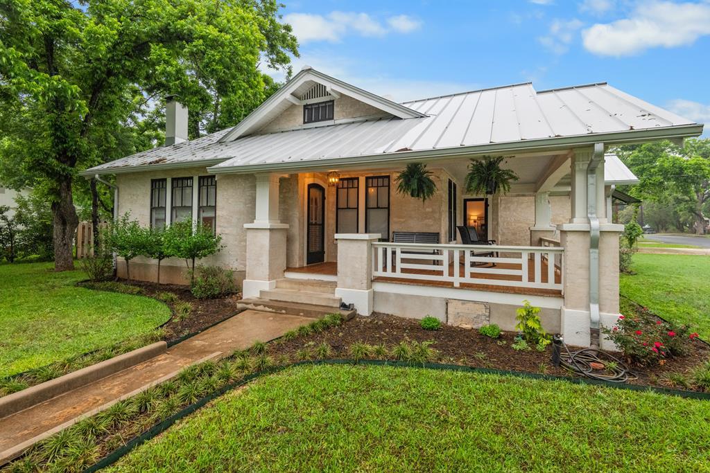 102 Morse St Listing Cover Image