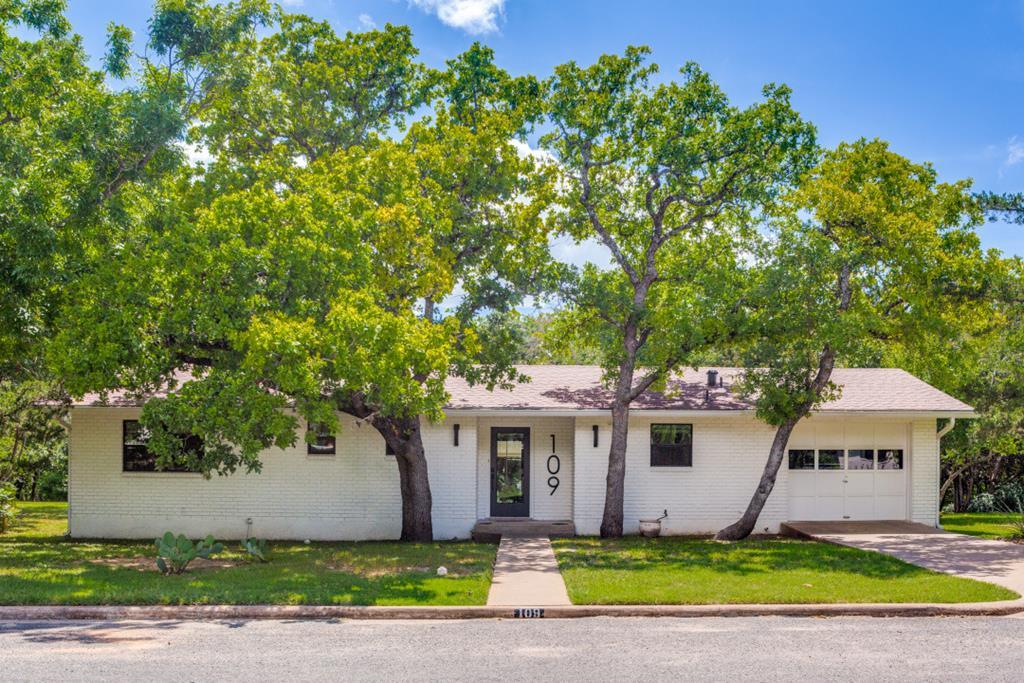 109 Glenwood Dr Listing Cover Image
