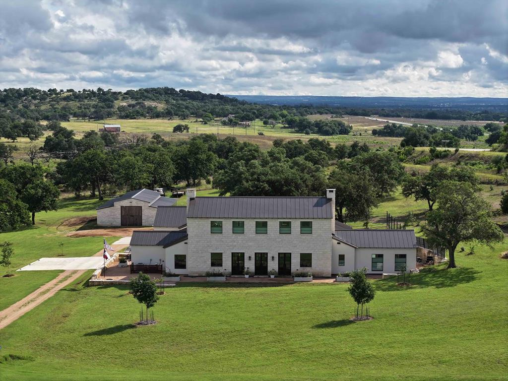 130 Overlook Dr Listing Cover Image