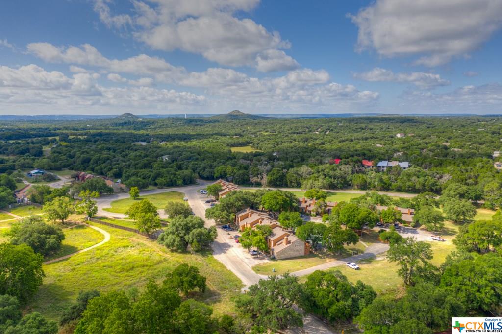 14 Cypress Fairway Village Wimberley, TX 78676 385469