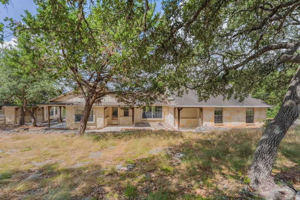 141 Drew Lane Listing Cover Image