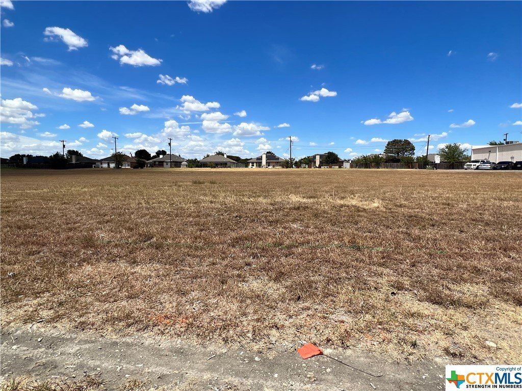 1601 Elms Listing Cover Image