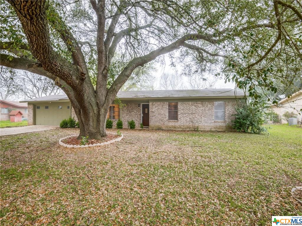 1718 Westview Seguin, TX 78155 370387