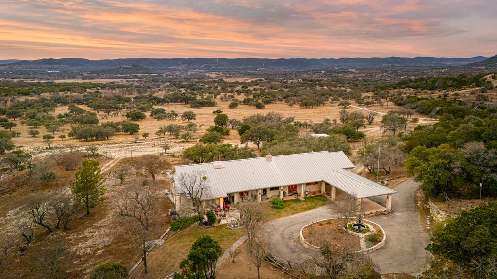 18954 Hwy 16 Listing Cover Image