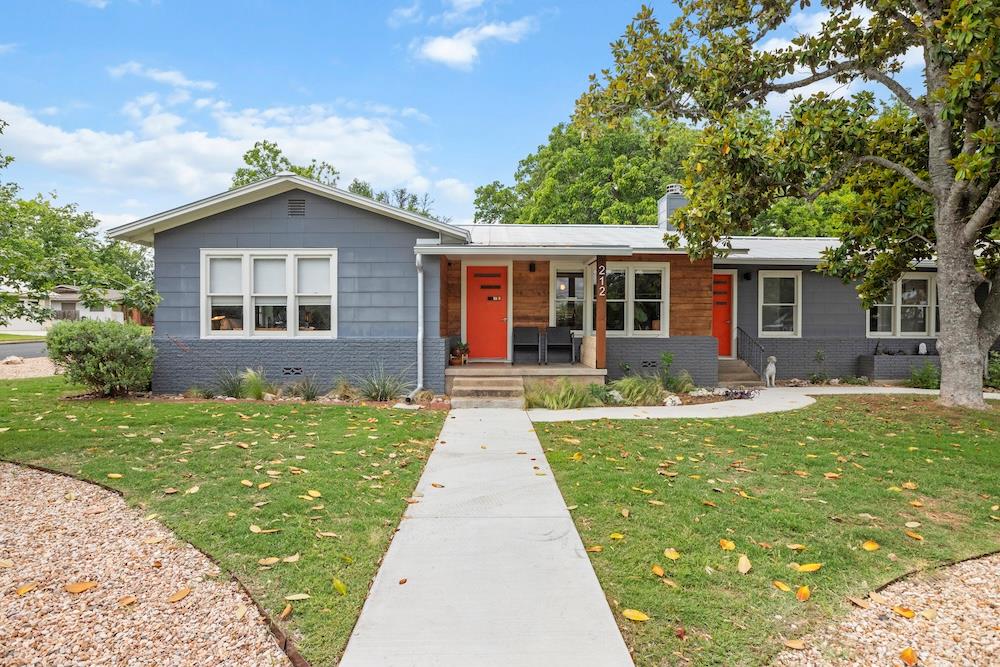 212 Cherry St Listing Cover Image