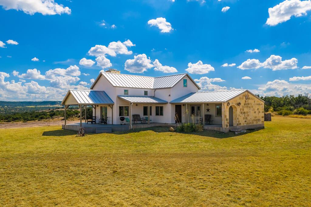 2150 Granite Springs Dr Listing Cover Image
