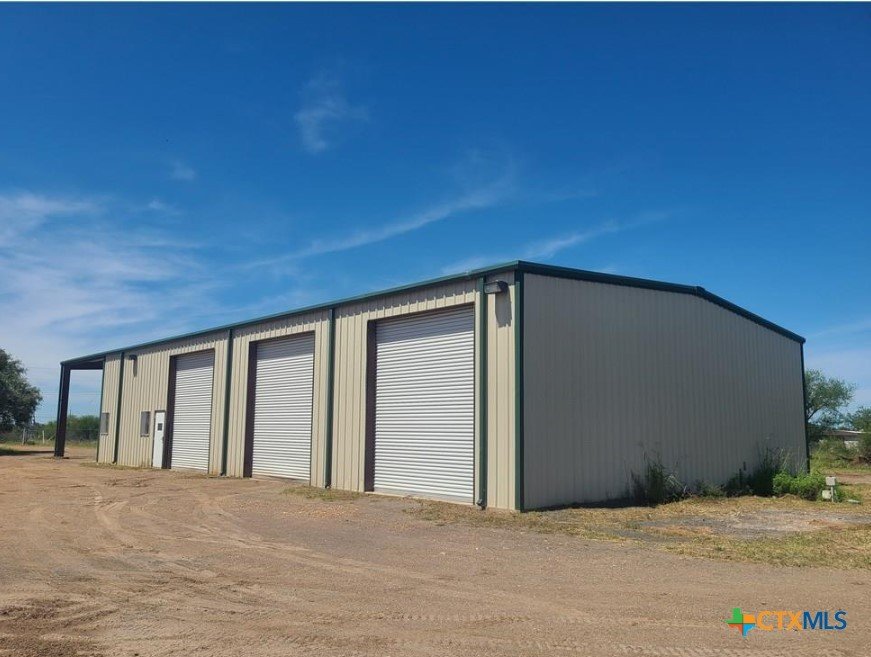 24 Rios Listing Cover Image