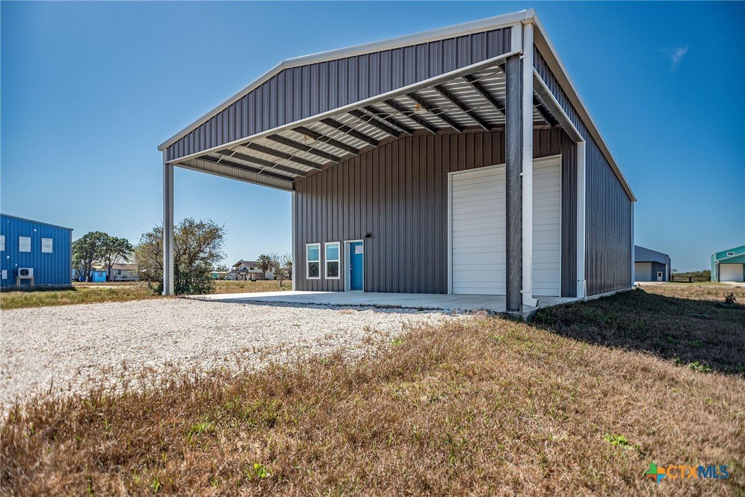 253 Carrie Listing Cover Image