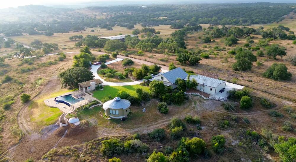 3212 Pfiester Rd Listing Cover Image