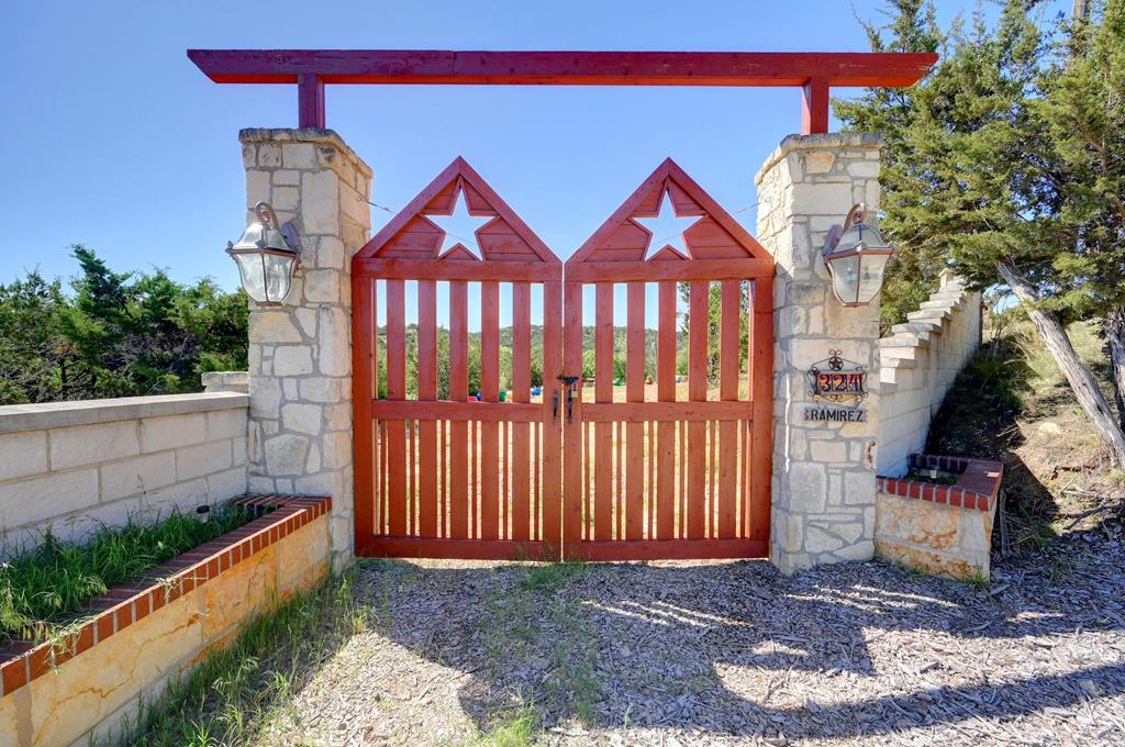 324 Headwaters Ranch Rd Listing Cover Image