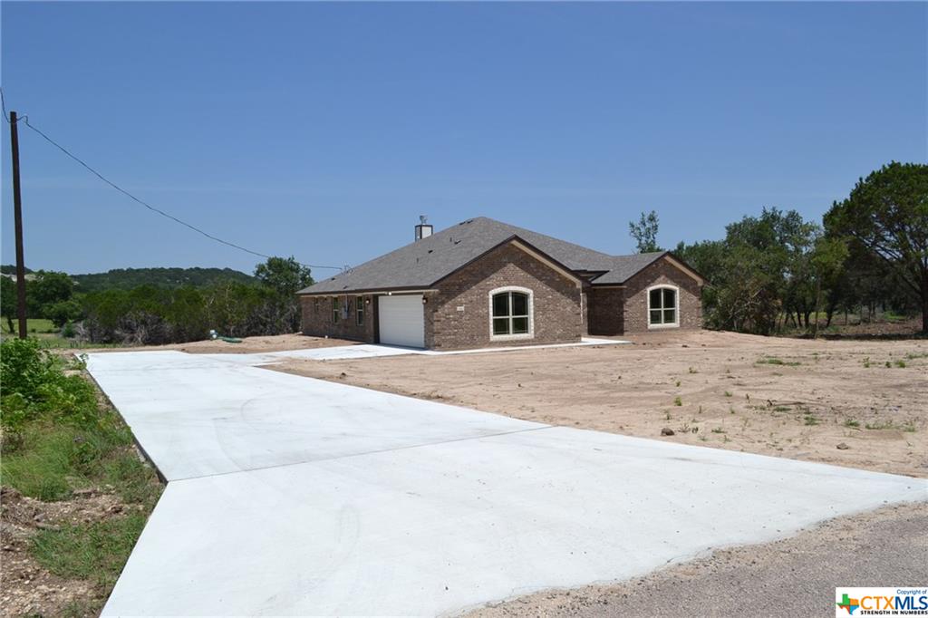 352 County Road 4830 Kempner, TX 76539 376151