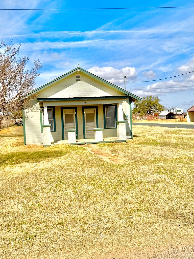 424 Pontotoc Listing Cover Image