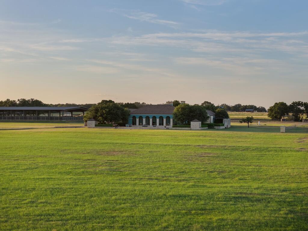 4900 Goehmann Lane Listing Cover Image
