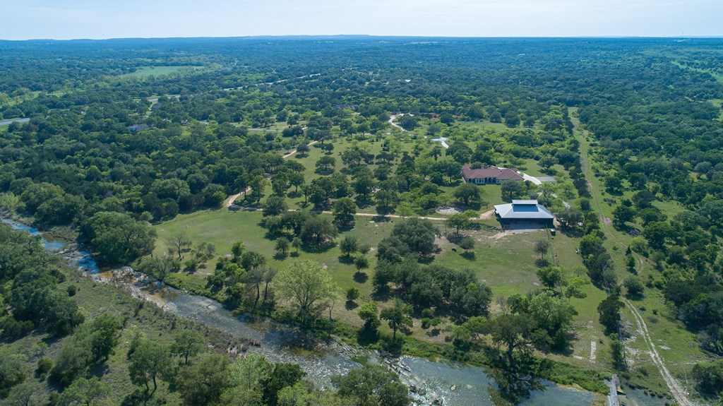 501 West Trail Dr. Spicewood, TX 78669 79841