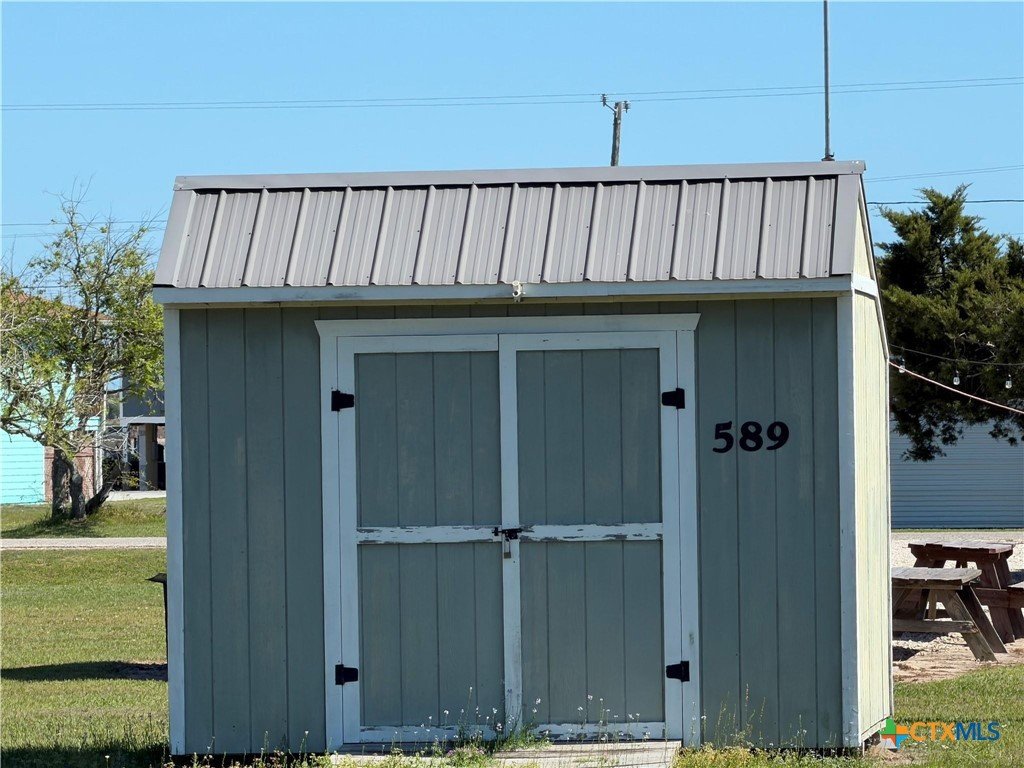 589 Swallow Listing Cover Image