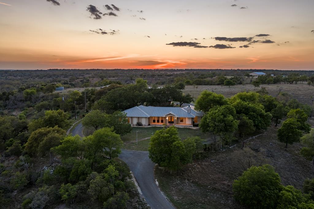 7158 Hwy 87 Listing Cover Image