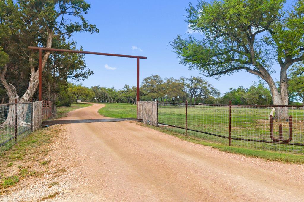 7503 Us Hwy 290 Listing Cover Image