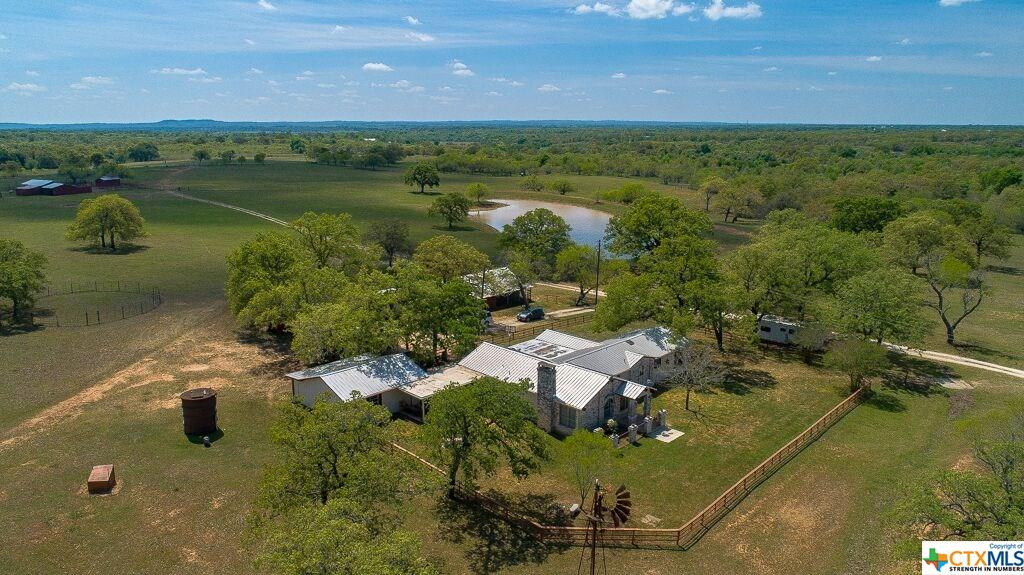 775 Red Rock Road Kingsbury, TX 78638 375132