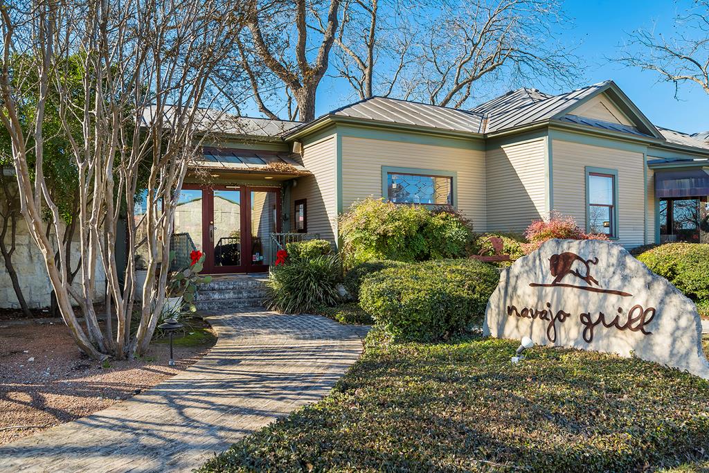 803 Main St Listing Cover Image