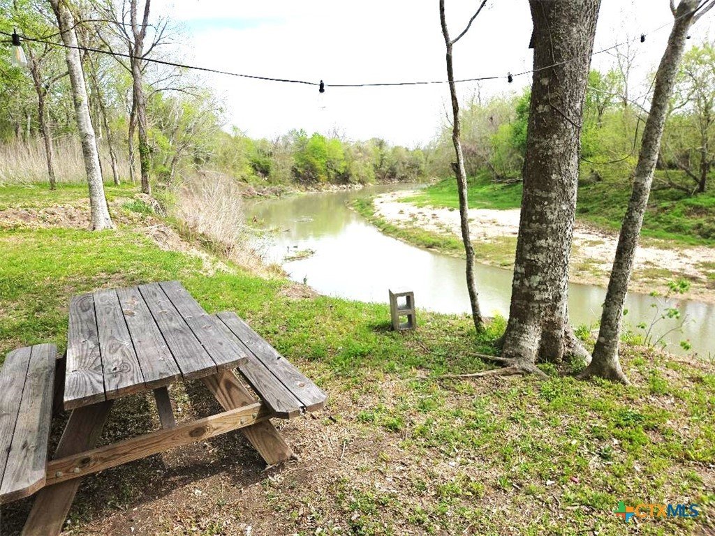 922 Us Highway 59 Listing Cover Image