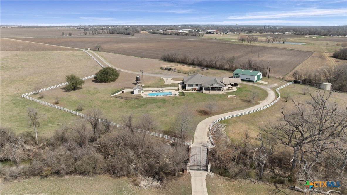 9424 Hackberry Listing Cover Image